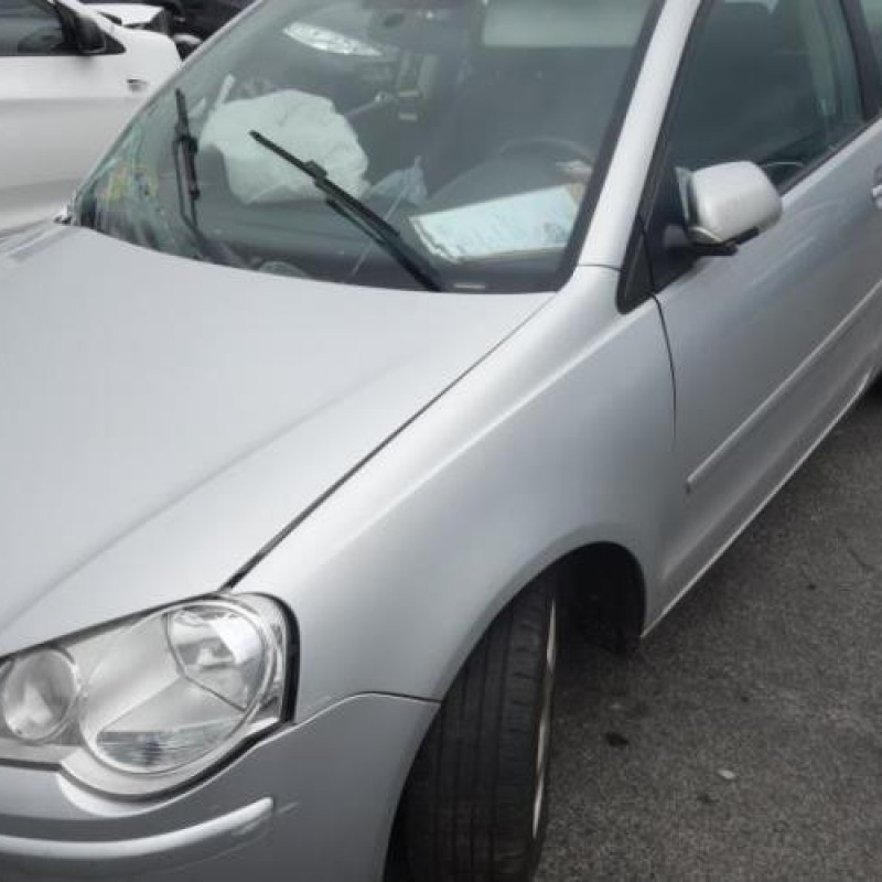 Ceinture arriere gauche VOLKSWAGEN POLO 4 Photo n°4