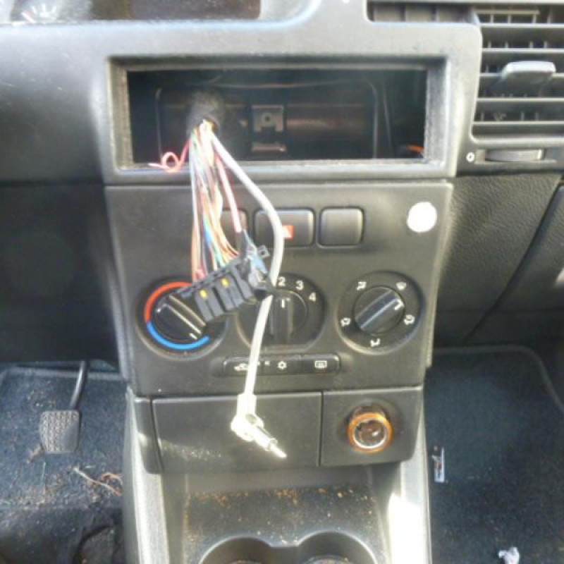 Serrure arriere droit OPEL ZAFIRA A Photo n°8