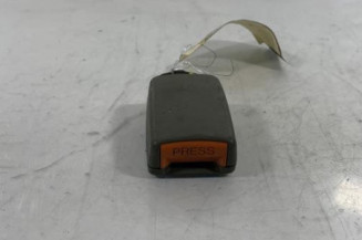 Attache ceinture avant droit NISSAN MICRA 2