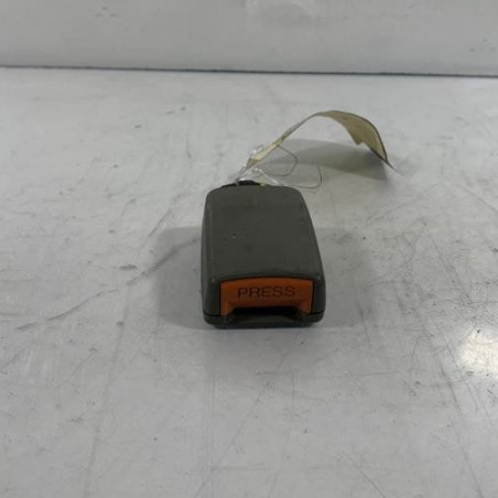 Attache ceinture avant droit NISSAN MICRA 2