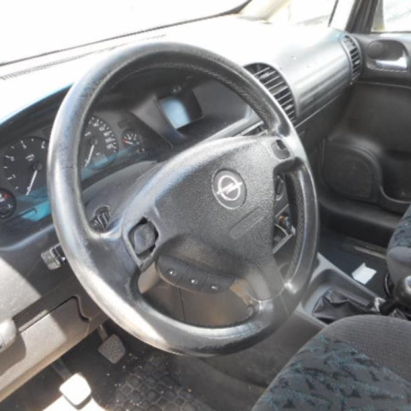 Trappe d'essence OPEL ZAFIRA A Photo n°7
