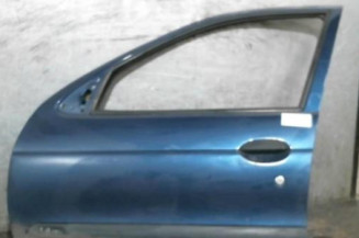 Porte avant gauche RENAULT MEGANE 1 Photo n°1