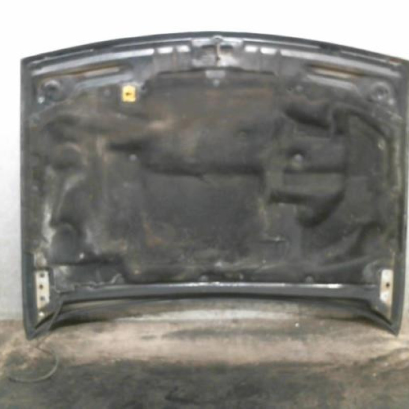 Capot MAZDA 121 3 Photo n°2