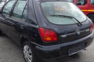 Porte avant gauche MAZDA 121 3