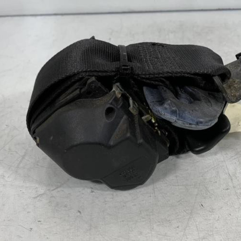 Ceinture arriere droit MAZDA 121 3 Photo n°1