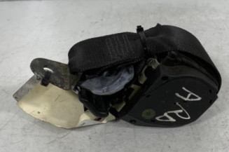 Ceinture arriere droit MAZDA 121 3