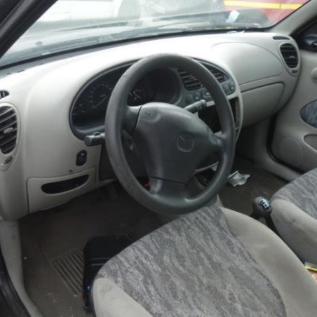 Etrier avant gauche (freinage) MAZDA 121 3