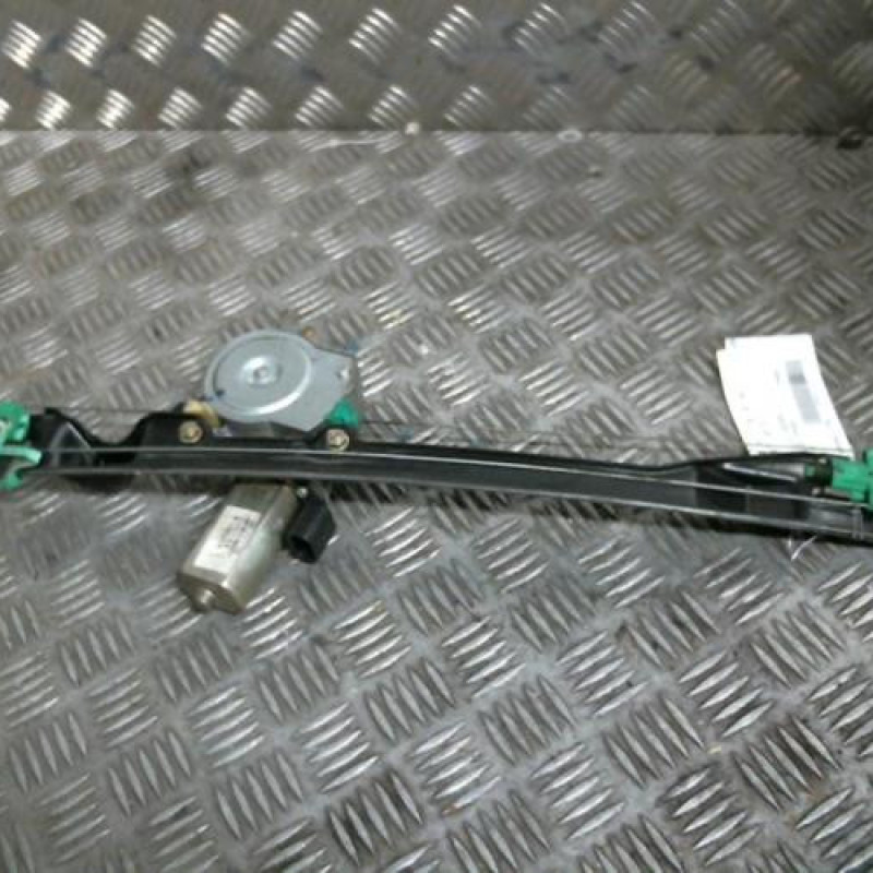 Leve vitre electrique avant droit FIAT PUNTO 2 Photo n°1