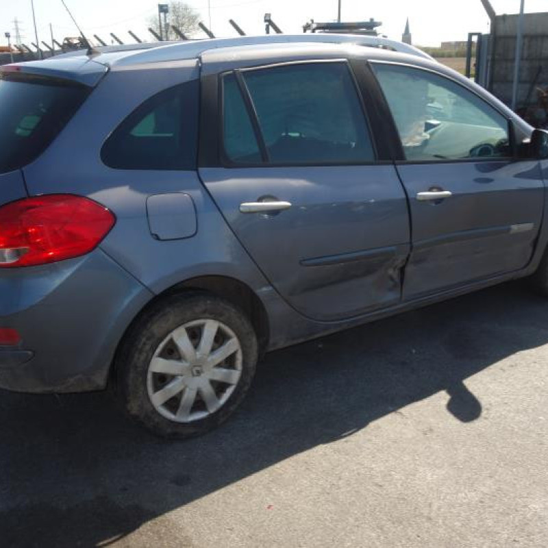 Trappe d'essence RENAULT CLIO 3 Photo n°4