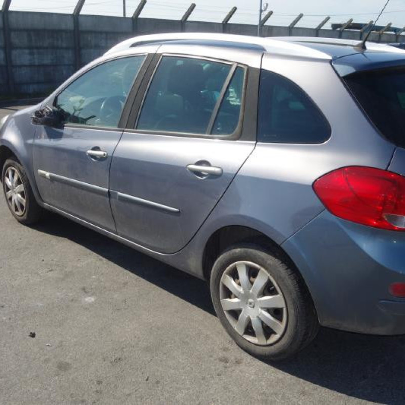 Trappe d'essence RENAULT CLIO 3 Photo n°5