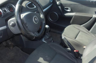 Trappe d'essence RENAULT CLIO 3