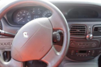 Amortisseur avant droit RENAULT SCENIC 1