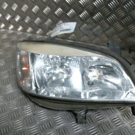 Optique avant principal droit (feux)(phare) OPEL ZAFIRA A Photo n°1