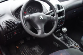 Etrier avant droit (freinage) PEUGEOT 206