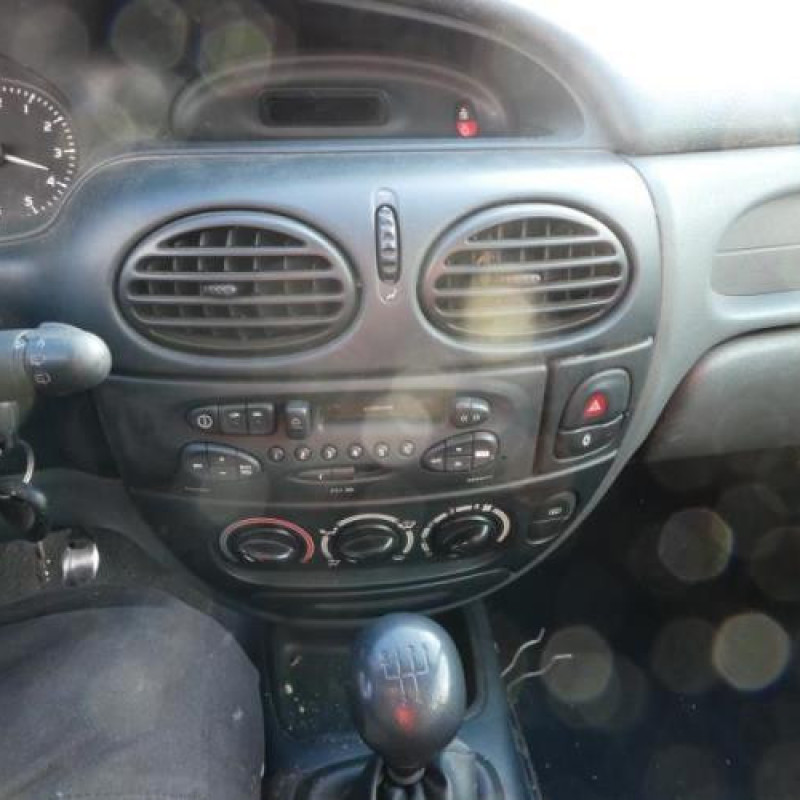 Optique avant principal droit (feux)(phare) RENAULT MEGANE 1 Photo n°9