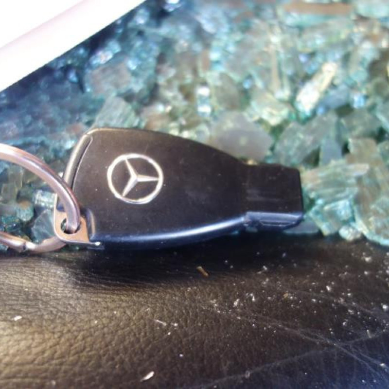 Air bag conducteur MERCEDES CLASSE B 245 Photo n°10