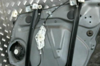 Leve vitre electrique avant gauche MERCEDES CLASSE B 245