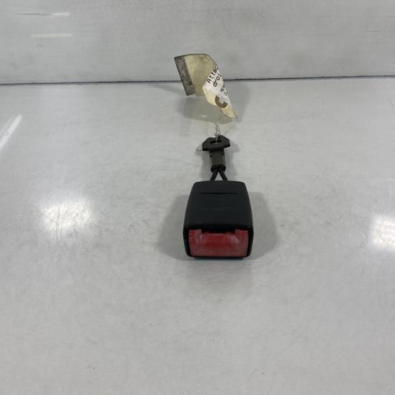 Attache ceinture avant droit MERCEDES CLASSE A 168 Photo n°1
