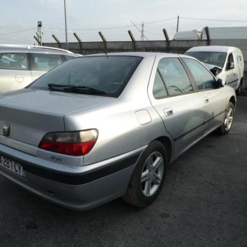 Bras essuie glace arriere PEUGEOT 406 Photo n°4