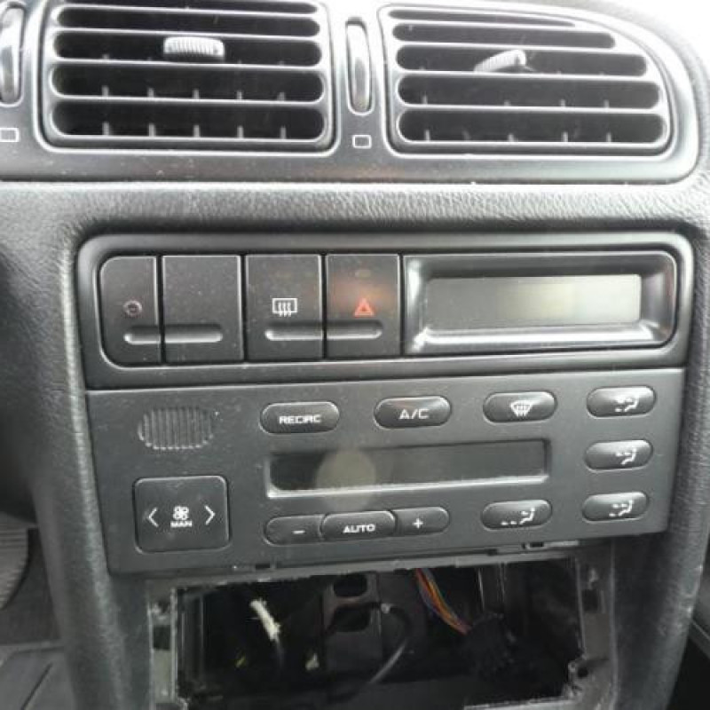Bras essuie glace arriere PEUGEOT 406 Photo n°7