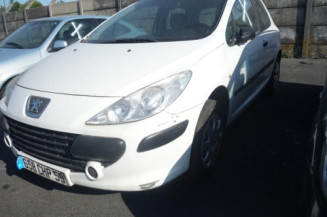 Pretensionneur de ceinture avant gauche PEUGEOT 307