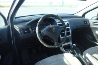 Pretensionneur de ceinture avant gauche PEUGEOT 307