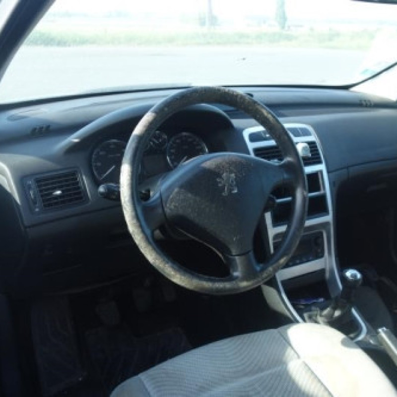 Pretensionneur de ceinture avant gauche PEUGEOT 307 Photo n°8