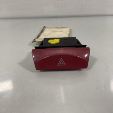 Bouton de warning FIAT STILO Photo n°1