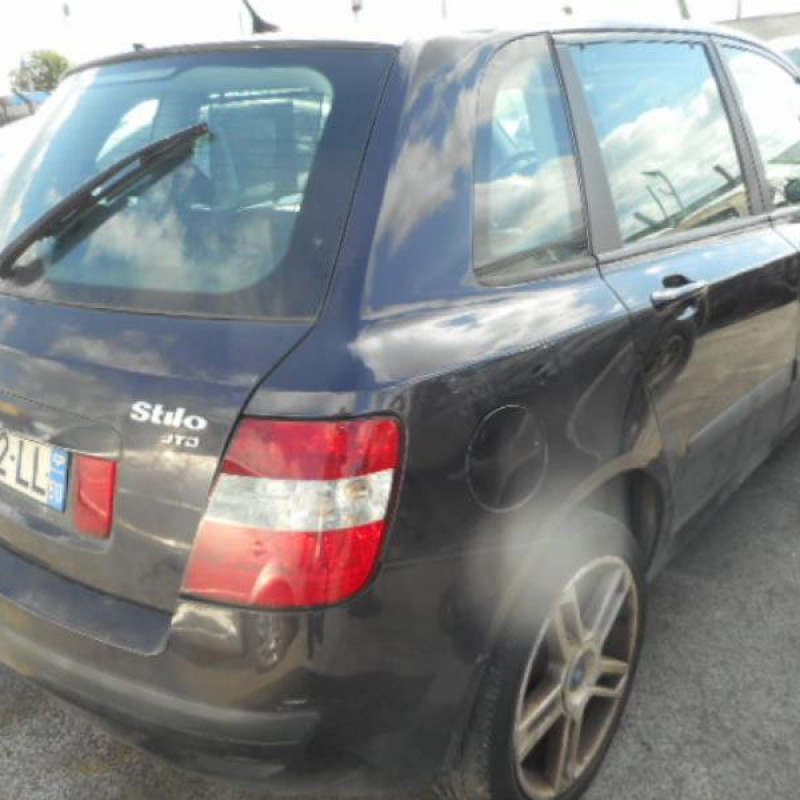 Pretensionneur de ceinture arriere gauche FIAT STILO Photo n°5