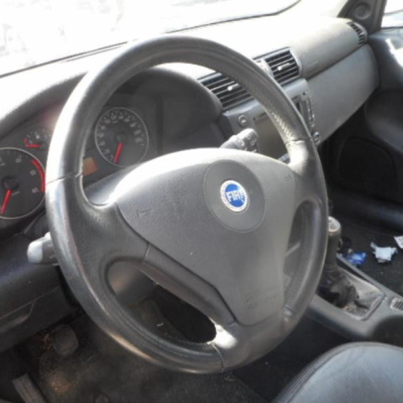 Pretensionneur de ceinture arriere gauche FIAT STILO Photo n°7