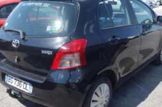 Verin de coffre TOYOTA YARIS 2