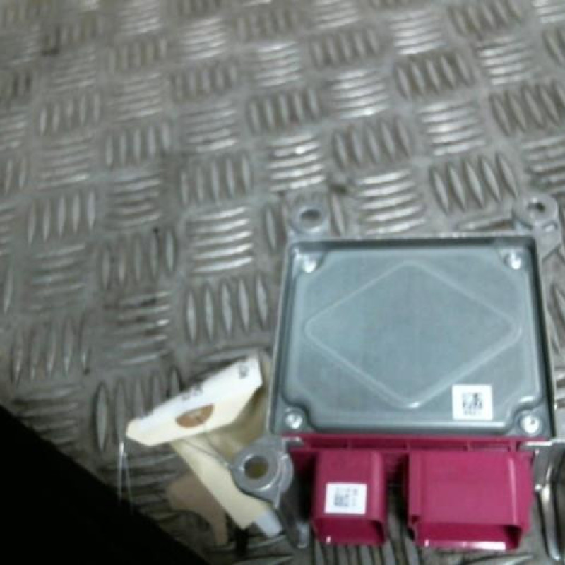 Boitier air bag KIA CARENS 3 Photo n°3