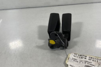 Attache ceinture arriere droit FORD FOCUS 1