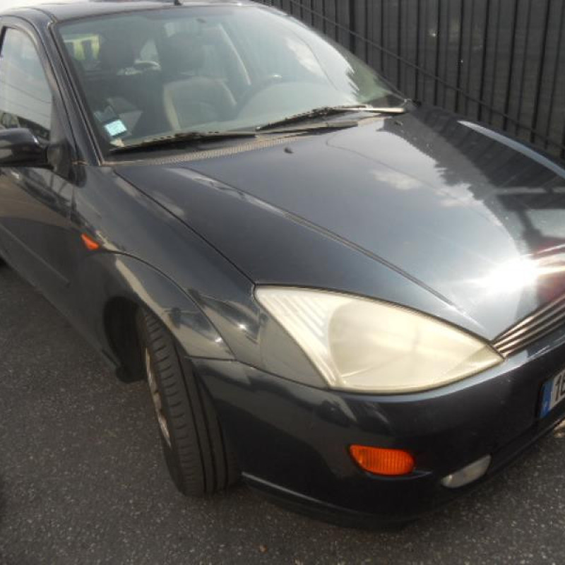 Attache ceinture arriere droit FORD FOCUS 1 Photo n°5