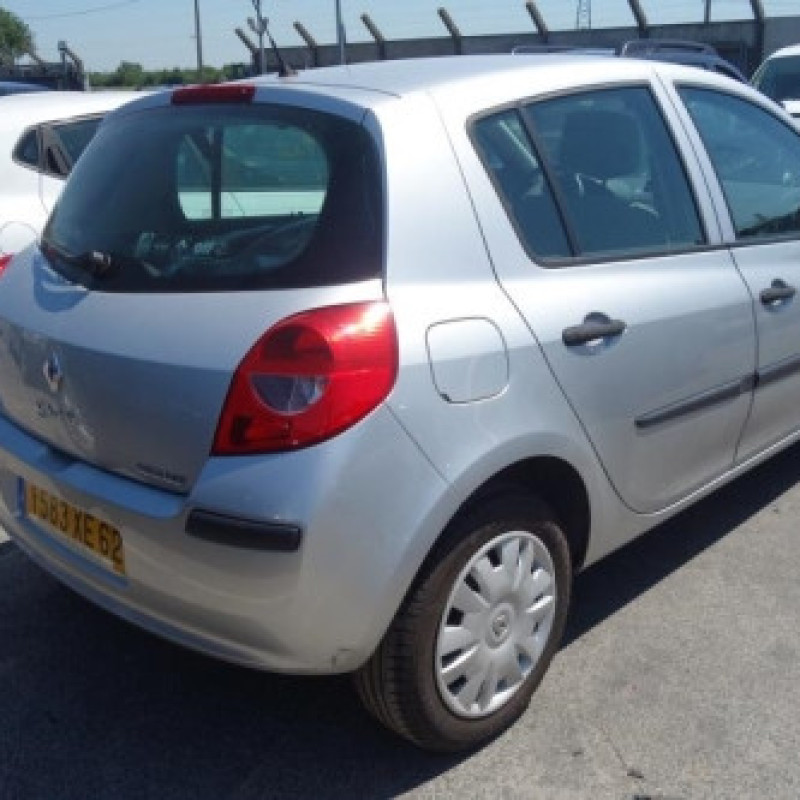 Moto ventilateur radiateur RENAULT CLIO 3 Photo n°6