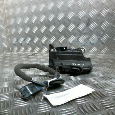 Serrure arriere droit RENAULT CLIO 4