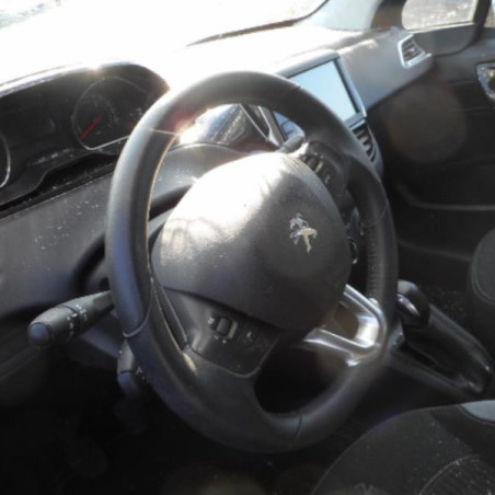 Vitre arriere gauche PEUGEOT 208 1