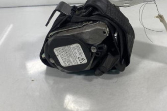 Pretensionneur de ceinture avant droit VOLKSWAGEN POLO 4 Photo n°1