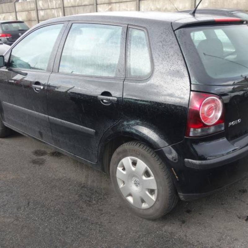 Pretensionneur de ceinture avant droit VOLKSWAGEN POLO 4 Photo n°6