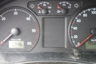Pretensionneur de ceinture avant droit VOLKSWAGEN POLO 4