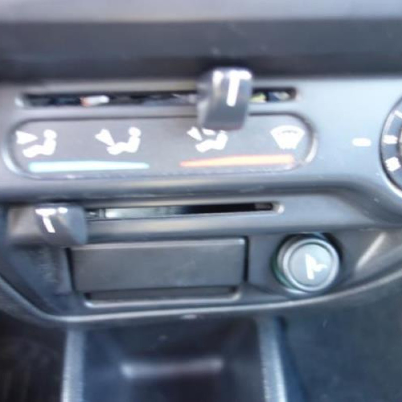 Ceinture arriere gauche CITROEN SAXO Photo n°9