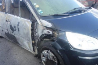 Boitier UPC RENAULT SCENIC 2