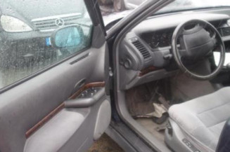 Interrupteur de leve vitre avant droit RENAULT SAFRANE