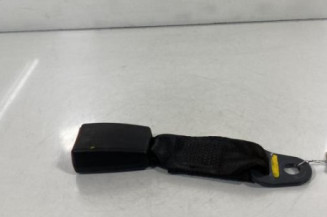 Attache ceinture arriere droit NISSAN MICRA 3