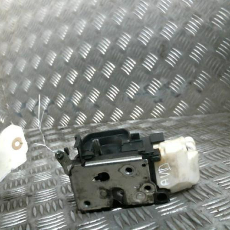 Serrure avant droit FIAT PUNTO 2 Photo n°1