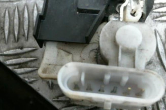 Serrure avant droit FIAT PUNTO 2