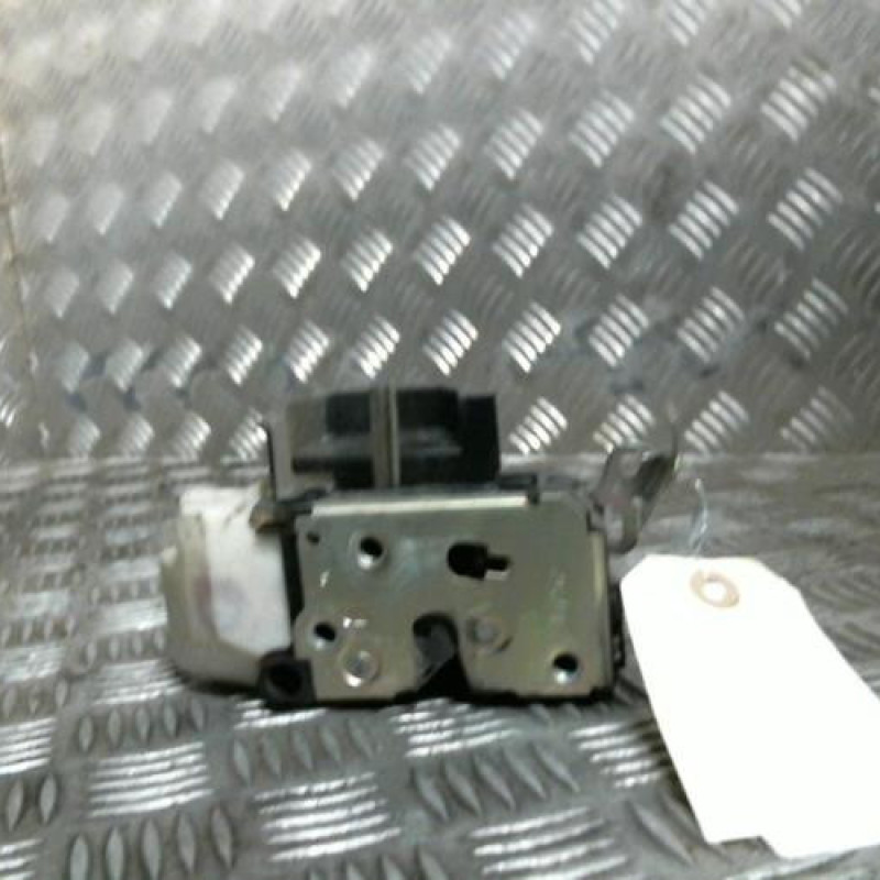 Serrure avant gauche FIAT SEICENTO Photo n°1