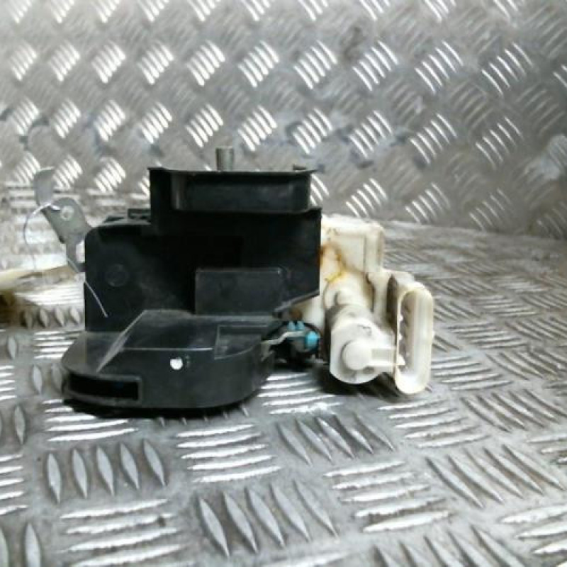 Serrure avant gauche FIAT SEICENTO Photo n°2