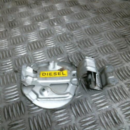 Trappe d'essence TOYOTA AYGO 1