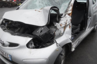 Amortisseur avant droit TOYOTA AYGO 1 Photo n°1